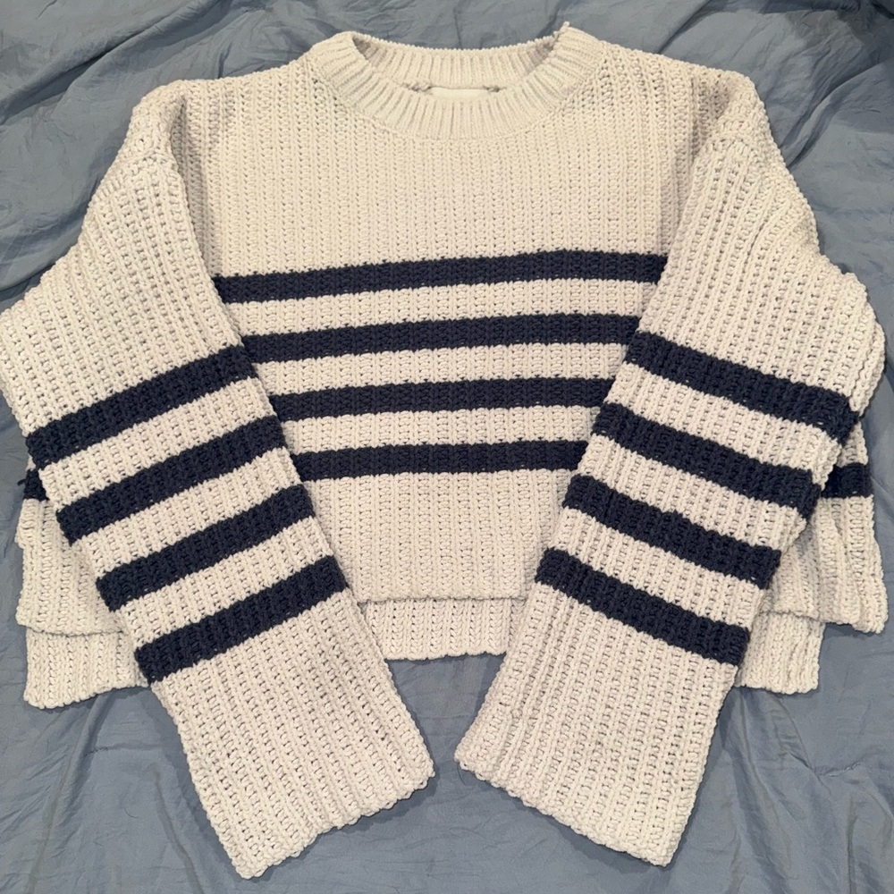 Women’s Medium Pink Rose Cream and Blue Striped Knit Sweater